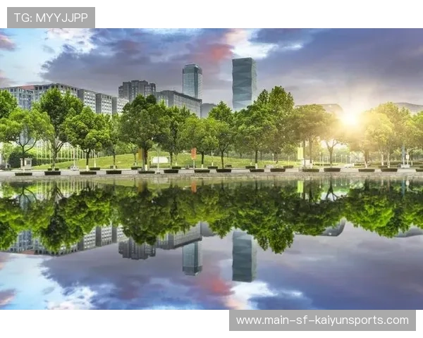 赛事期间增强场馆环保设施，倡导绿色出行与低碳运营，完善场馆建设